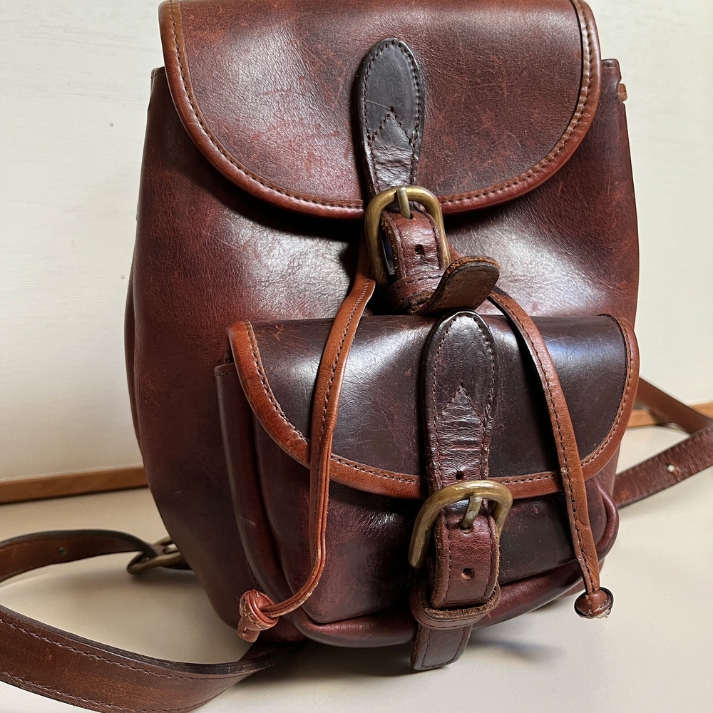 Vitage 1980s Y2K Brown Leather Backpack